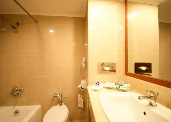 هتل بانکوک پالاس بانکوک